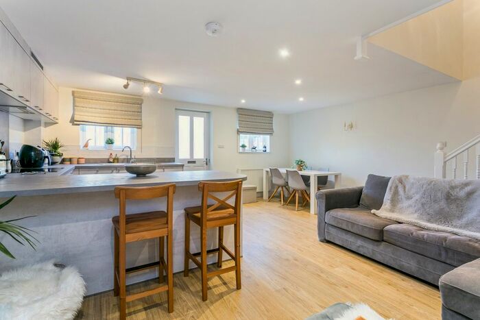 1 Bedroom Cottage To Rent In Hatchet Lane, Winkfield, Windsor, SL4