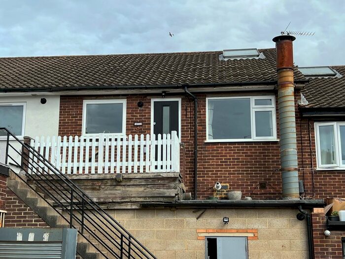 2 Bedroom Flat To Rent In Bushey Mill Lane, Bushey, WD23