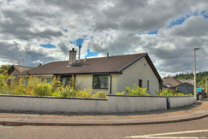 2 Bedroom Semi-Detached House For Sale In Balconie Park, Dingwall, IV16