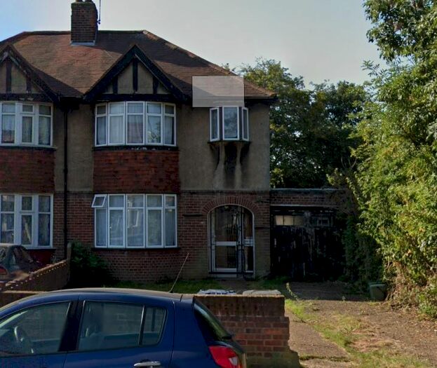 3 Bedroom Semi-Detached House To Rent In Dormers Wells Lane, Southall, UB1