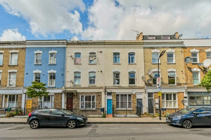 1 Bedroom Flat To Rent In Nevill Road, Stoke Newington, London, N16
