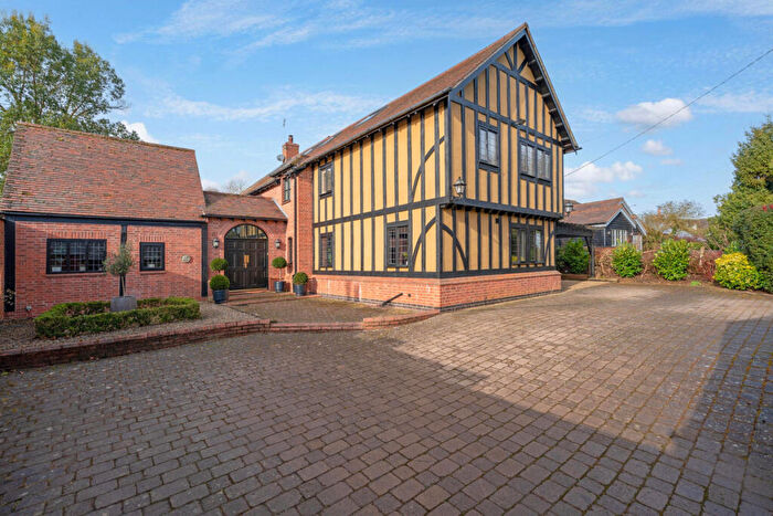 5 Bedroom Detached House For Sale In Main Street, Lutterworth, Shawell, LE17