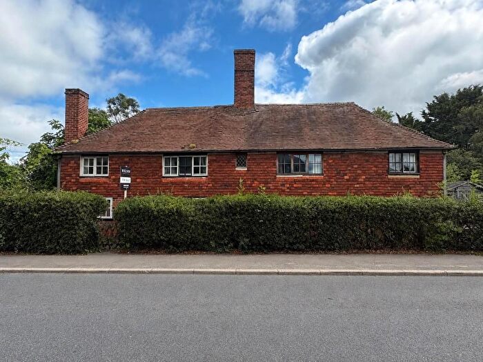 Detached House For Sale In High Street, Headcorn, Kent, TN27