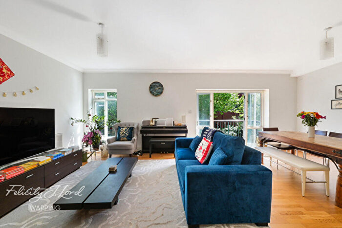 2 Bedroom Flat For Sale In Folgate Street, London, E1