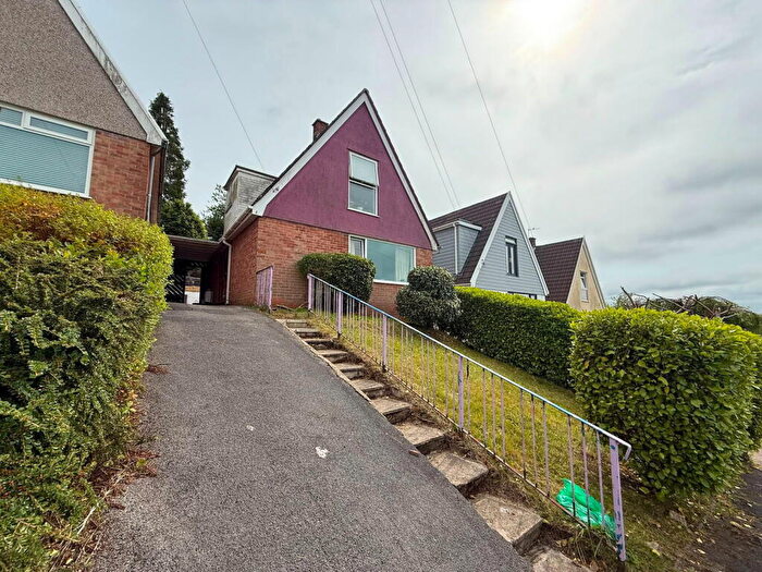 3 Bedroom Detached House For Sale In Maes Yr Efail, Dunvant, Swansea, SA2