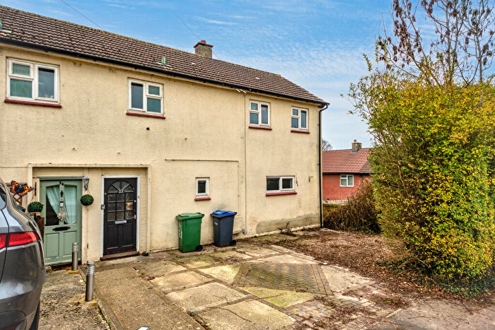 3 Bedroom End Of Terrace House For Sale In Hill Rise, Chippenham, Wiltshire, SN15