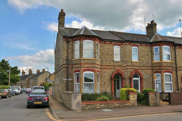 2 Bedroom Apartment To Rent In Montagu Road, Huntingdon, PE29