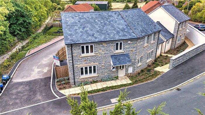 4 Bedroom Detached House For Sale In Bartons Close, Bawdrip, Bridgwater, Somerset, TA7