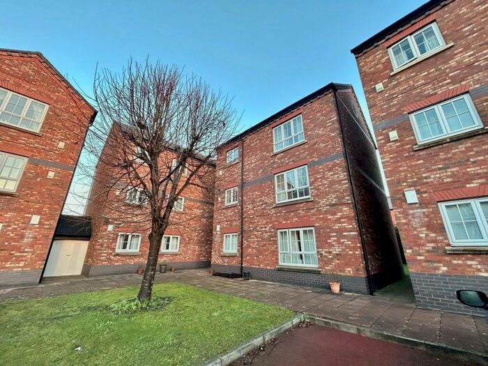 2 Bedroom Flat To Rent In Thomas Brassey Close, Hoole, Chester, CH2