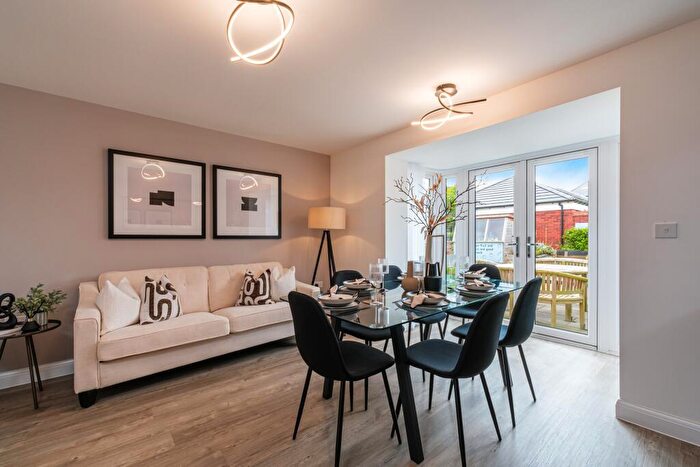 3 Bedroom Semi-Detached House For Sale In Upper Lighthorne, Banbury Road, Warwick, Warwickshire, CV33