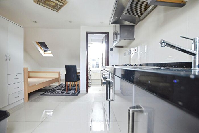 Studio To Rent In Falcon Street, London, E13