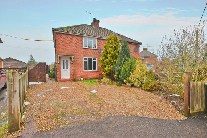 3 Bedroom Semi-Detached House To Rent In Watermill Close, Lower Gresham, NR11