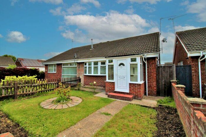 2 Bedroom Semi-Detached Bungalow For Sale In Wensleydale, Hull, HU7