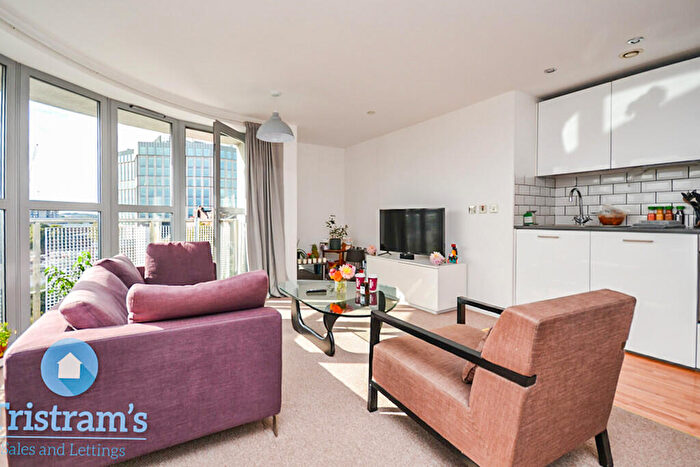 2 Bedroom Penthouse For Sale In The Pictureworks, Queens Road, NG2