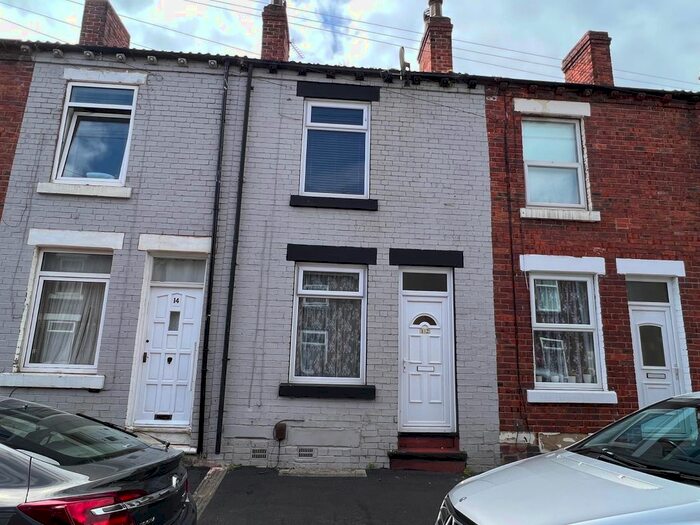 2 Bedroom Terraced House To Rent In Bowman Street, Wakefield, WF1