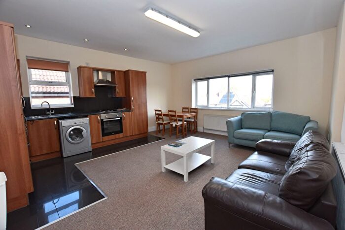 2 Bedroom Flat To Rent In Portland Road, Birmingham, B16