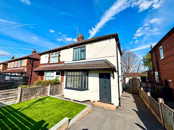 2 Bedroom Semi-Detached House For Sale In Broadgate Avenue, Horsforth, LS18