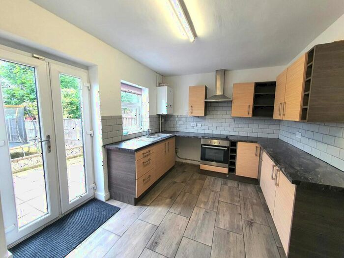 2 Bedroom Terraced House To Rent In Burton Avenue, Balby, DN4