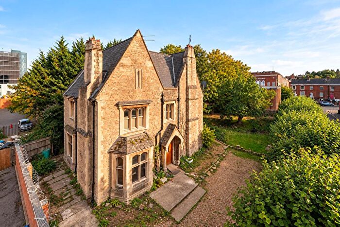 7 Bedroom Detached House For Sale In Carlisle House, Oxford Road, Reading, RG1