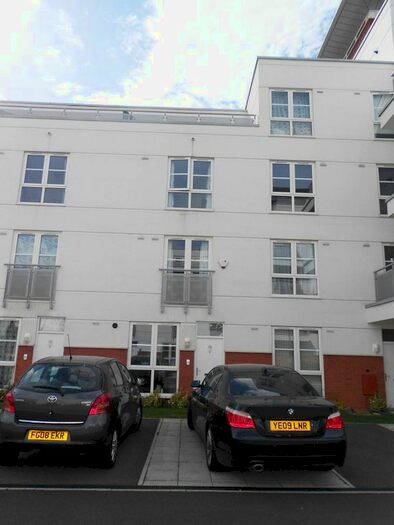 5 Bedroom Terraced House To Rent In Quainton Road, Leicester, LE2