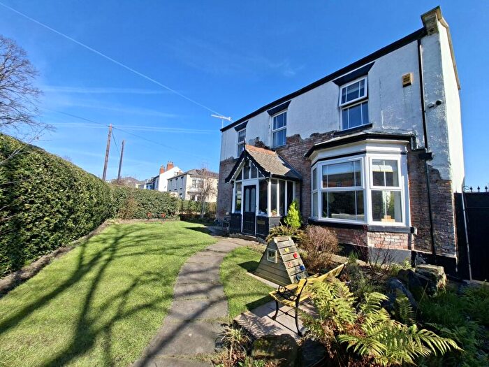 4 Bedroom Detached House For Sale In Wostenholm Road, Sheffield, S7