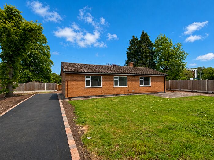 3 Bedroom Bungalow To Rent In Lincoln Grove, Radcliffe-On-Trent, NG12