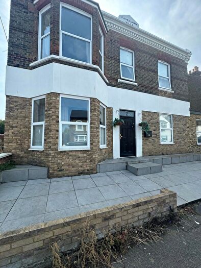 1 Bedroom Flat To Rent In Southwood Road, Ramsgate, CT11