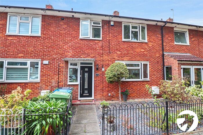 3 Bedroom Terraced House For Sale In Ampleforth Road, London, SE2