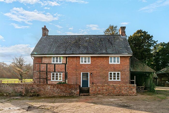 3 Bedroom Detached House To Rent In Damerham, Fordingbridge, SP6