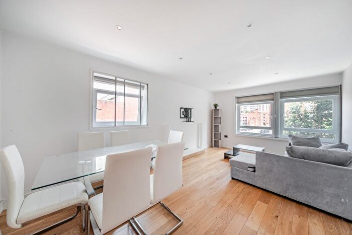 2 Bedroom Flat To Rent In Morden Road, Wimbledon, London, SW19