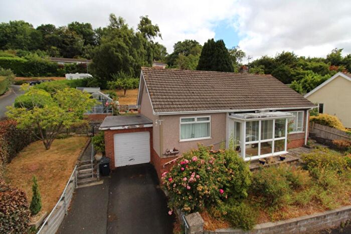 Detached Bungalow For Sale In Sunnybank, Brecon, LD3