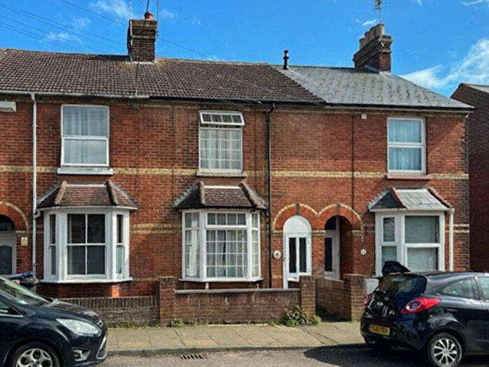 3 Bedroom Terraced House For Sale In Beaconsfield Road, Canterbury, CT2