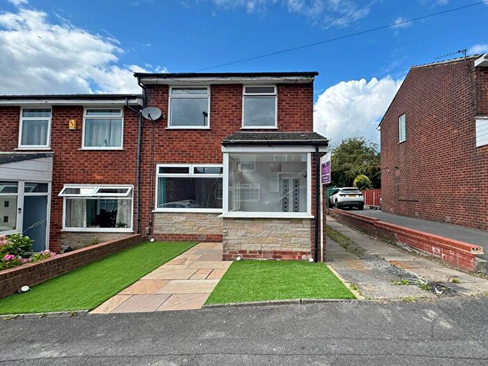 3 Bedroom Semi-Detached House To Rent In Sunfield Avenue, Moorside, OL4
