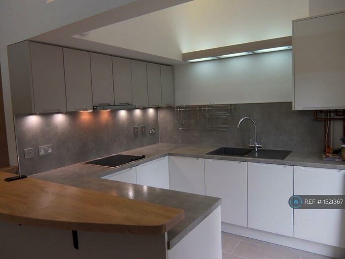 1 Bedroom Flat To Rent In St Albans Road, Hemel Hempstead, HP2