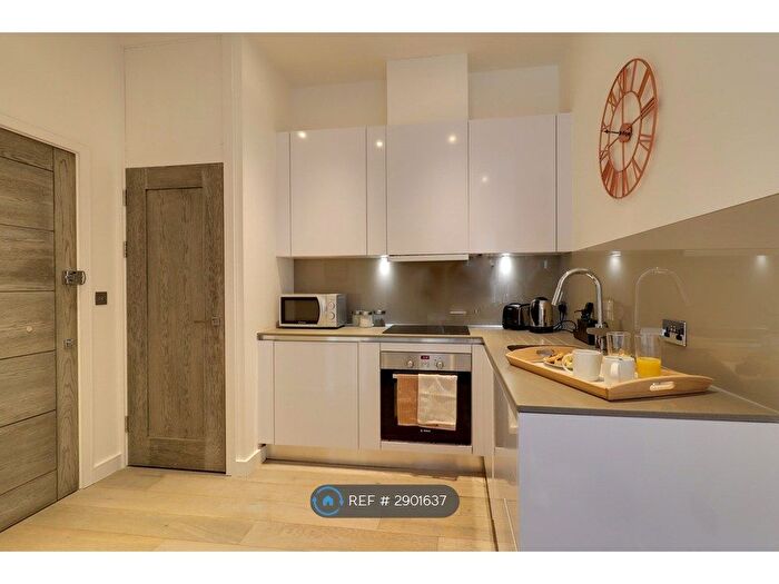 1 Bedroom Flat To Rent In Wellington Street, Slough, SL1