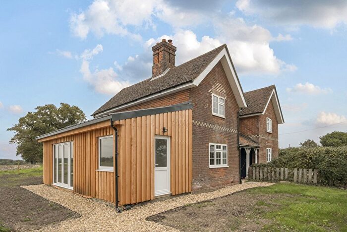 3 Bedroom Cottage To Rent In Mortimer, Reading, Berkshire, RG7