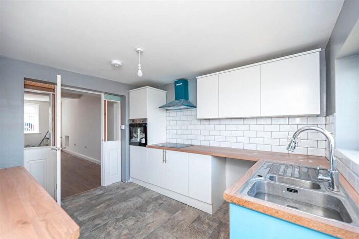 3 Bedroom Terraced House To Rent In Watkin St, Swansea, SA1