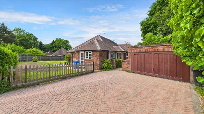 3 Bedroom Bungalow For Sale In Horsell Rise Close, Horsell, Surrey, GU21