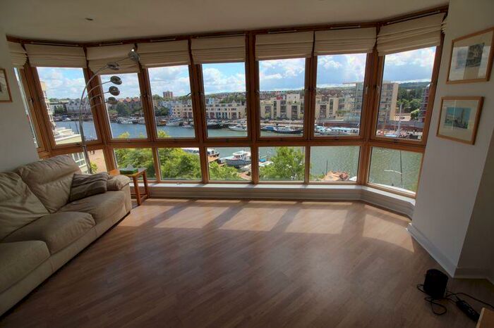 2 Bedroom Apartment To Rent In Hannover Quay, Harbourside, Brisol, BS1