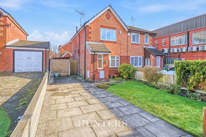 2 Bedroom Semi Detached House For Sale In Broad Street, Middleton, Manchester, M24