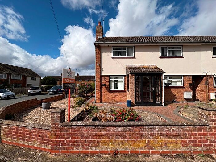2 Bedroom End Terrace House For Sale In St. Lawrence Road, Evesham, WR11