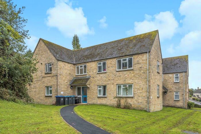 1 Bedroom Apartment To Rent In Chipping Norton, Oxfordshire, OX7