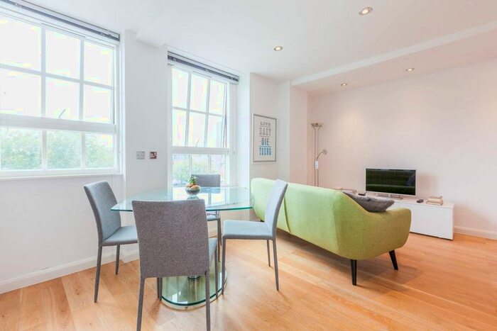 2 Bedroom Flat To Rent In Wilmot Street, Bethnal Green, London, E2
