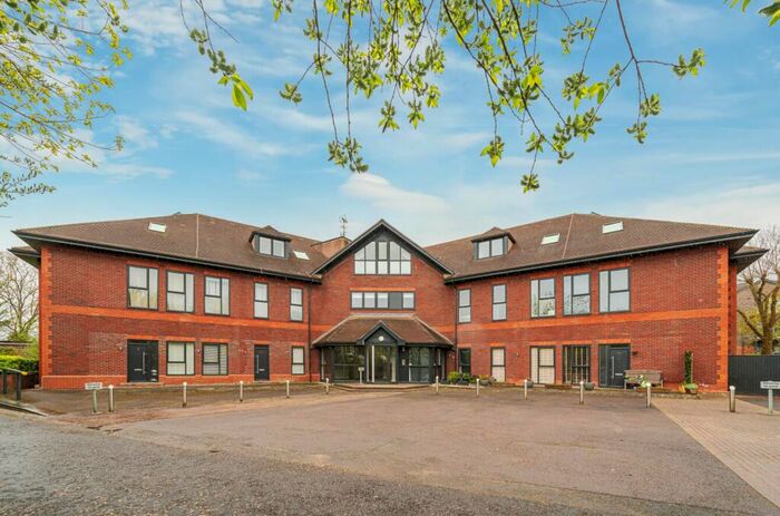 1 Bedroom Flat For Sale In Carey Road, Mulberry House, RG40