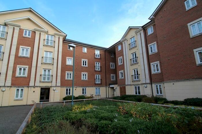 2 Bedroom Flat To Rent In Brunel Crescent, Swindon, SN2