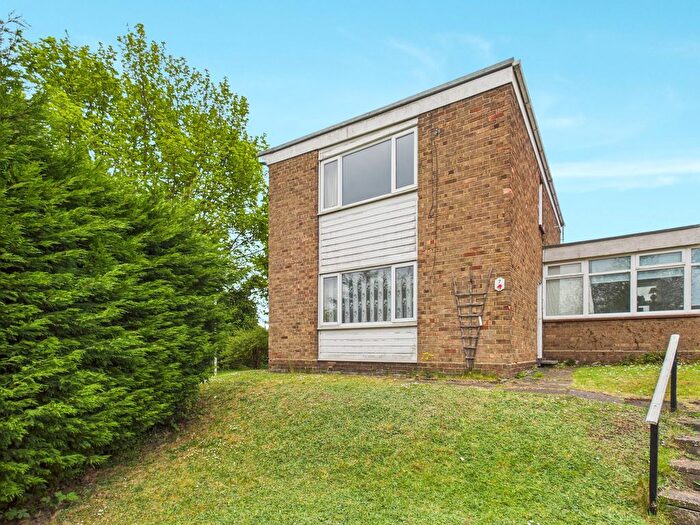 3 Bedroom Link Detached House For Sale In Mill Lane, Caistor, LN7