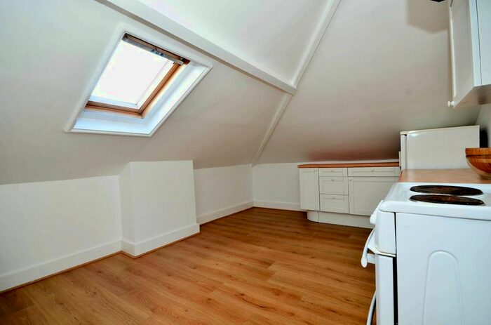 1 Bedroom Flat To Rent In Ealing Broadway, Ealing Broadway, London, W5