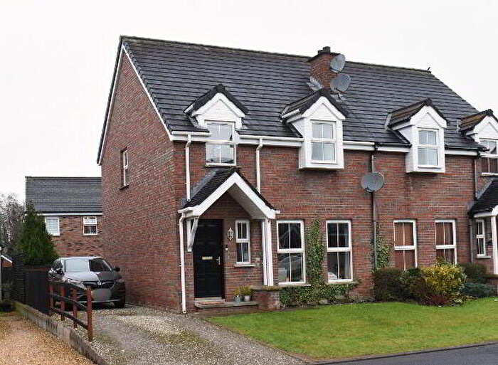 3 Bedroom Semi-Detached House For Sale In Glenbrae, Lisburn, BT28