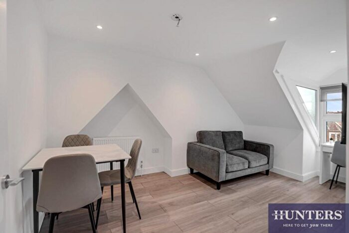 1 Bedroom Flat To Rent In Sumatra Road, West Hampstead, , London, NW6