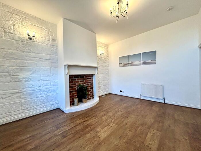 2 Bedroom End Of Terrace House To Rent In Church Street, Morley, LS27